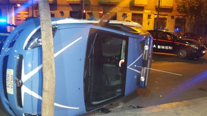 PALERMO: scontro nella notte tra polizia e carabinieri: tre feriti“