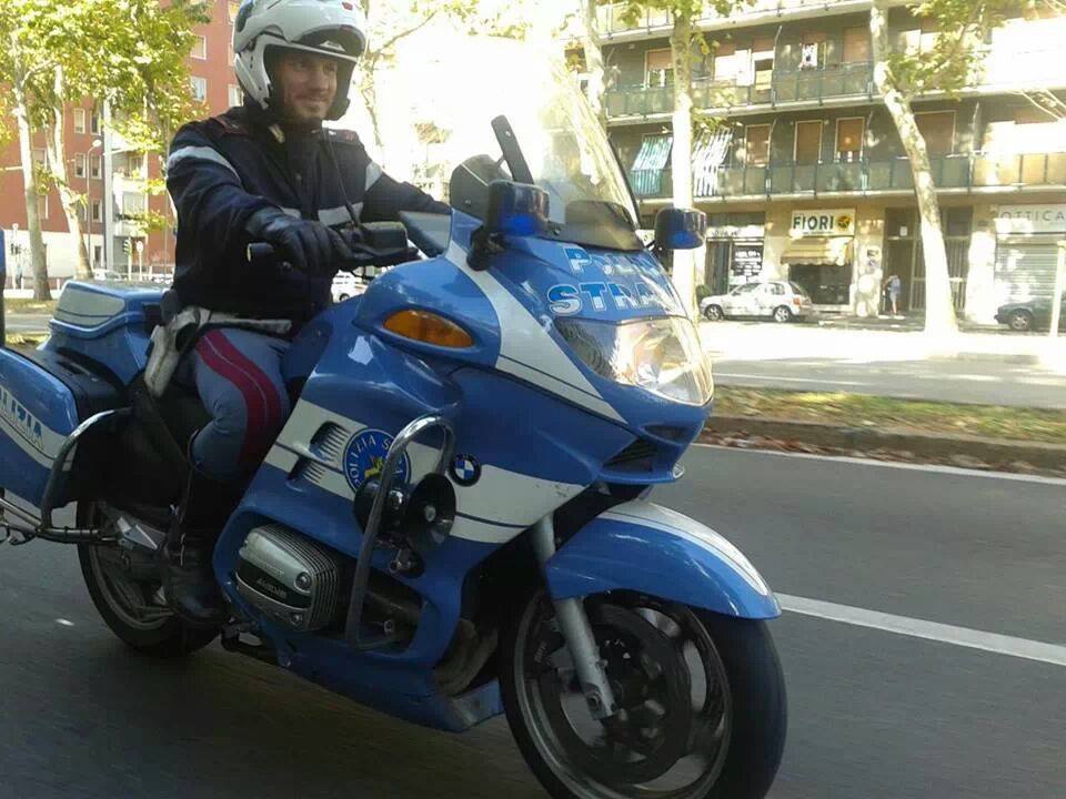 UN LUSSUOSO TIR DELLA POLIZIA DI STATO SULLE MACERIE DELLA POLIZIA POSTALE…!!!!!!