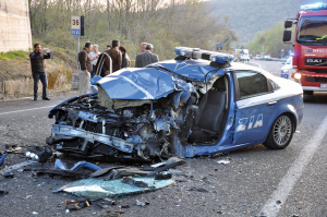  POLIZZA ASSICURATIVA INFORTUNI SU AUTOMEZZI DELLA POLIZIA DI STATO - TUTTO CIO' CHE C'E' DA SAPERE 