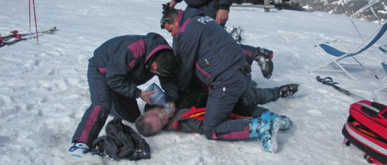 IL DOTT. SGALLA DA' L'ESTREMA UNZIONE ALLE SEZIONI DI POLIZIA POSTALE