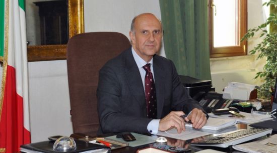 RIFIUTI IN CAMPANIA: Assolto con formula piena il capo della Polizia