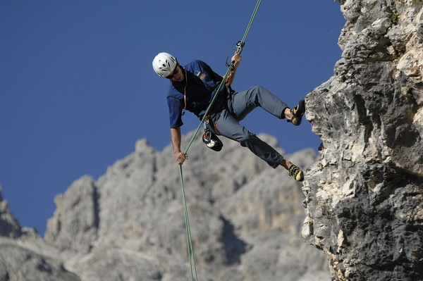 Servizi di soccorso alpino stagione 2015-2016: da oggi è possibile presentare le istanza