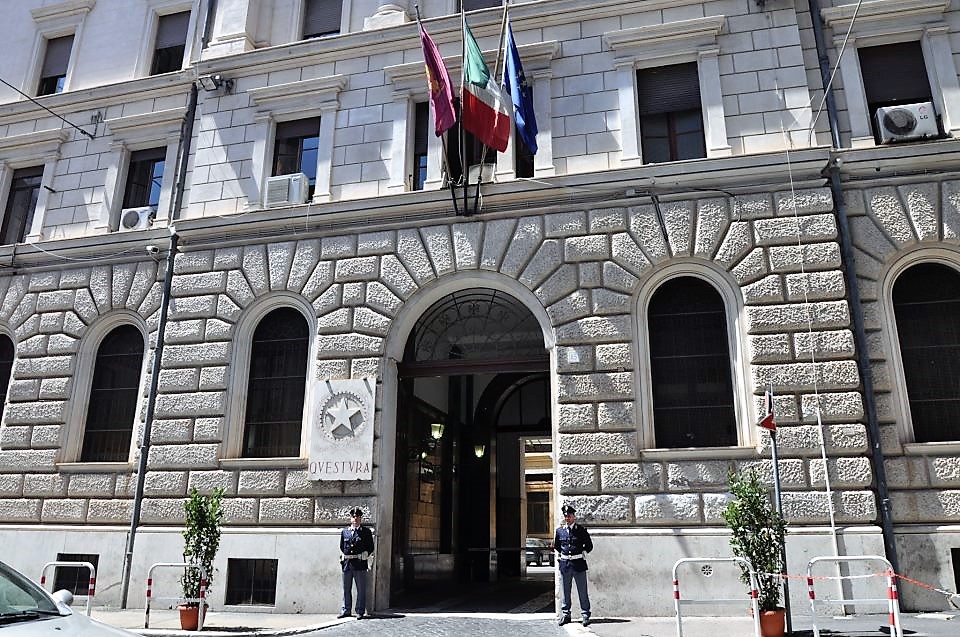 Questura di Roma; gli orari in deroga stabiliti per il 2018 su tutti gli uffici.