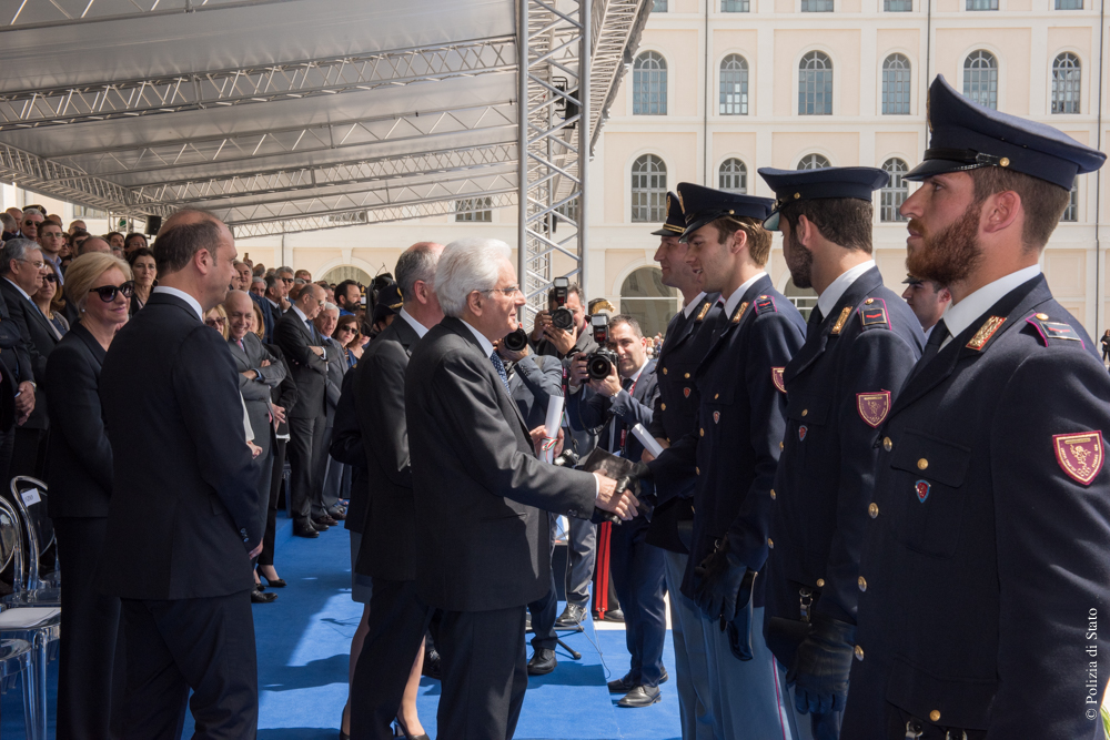 Requisiti e procedure per il conferimento delle ricompense al personale della Polizia di Stato