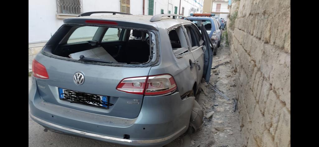 (CANOSA) Bomba contro il Commissariato di Polizia, politica assente